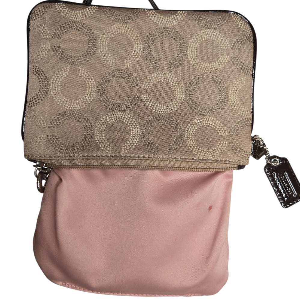 Coach Op Art C Wristlet - Picture 3 of 6